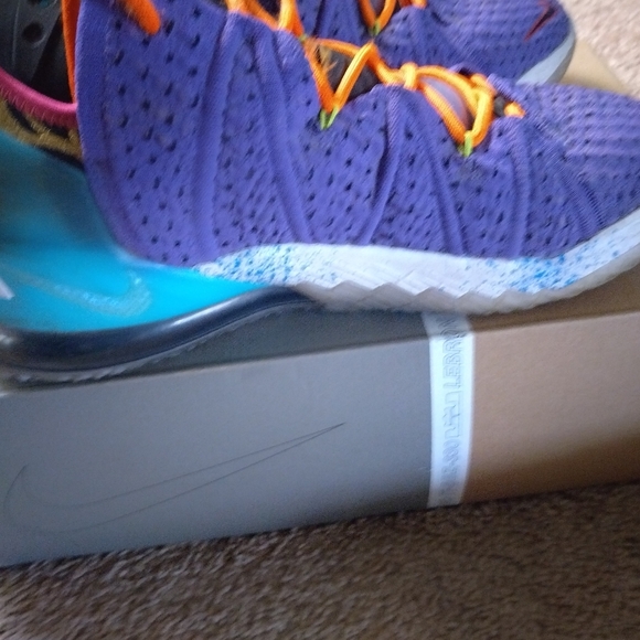 MEN SHOES - Picture 6 of 8